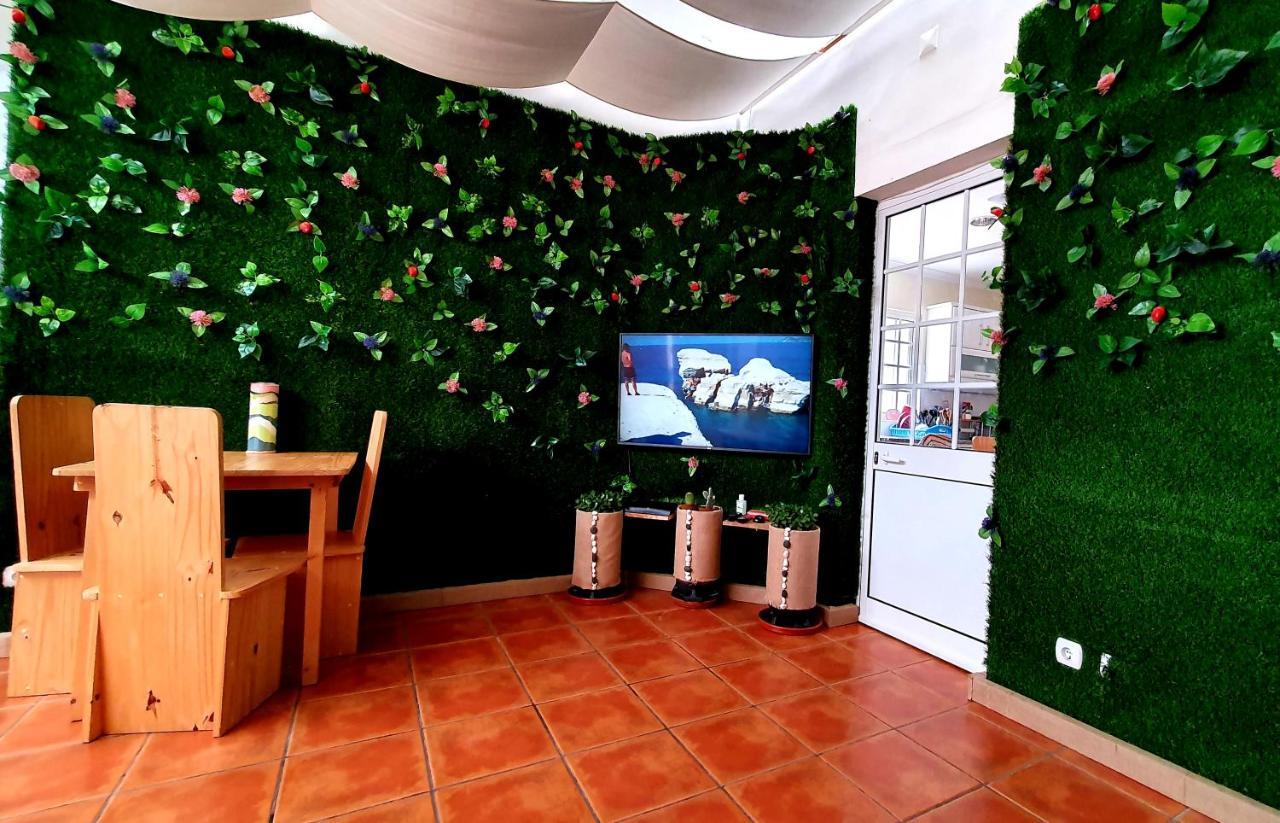 Bruma Hostel Ponta Delgada Eksteriør bilde