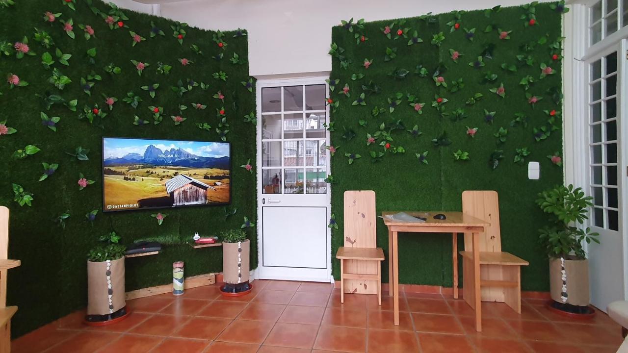 Bruma Hostel Ponta Delgada Eksteriør bilde