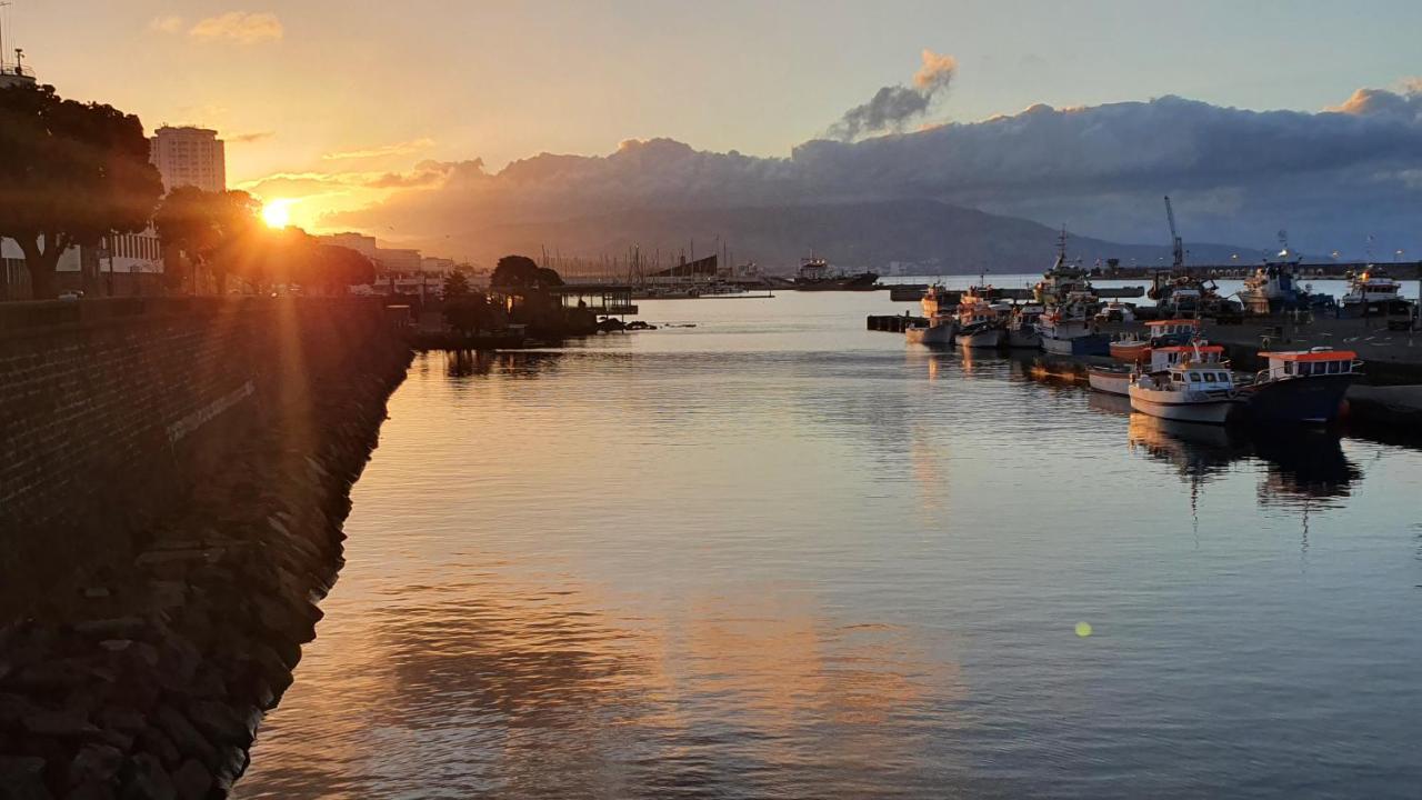 Bruma Hostel Ponta Delgada Eksteriør bilde
