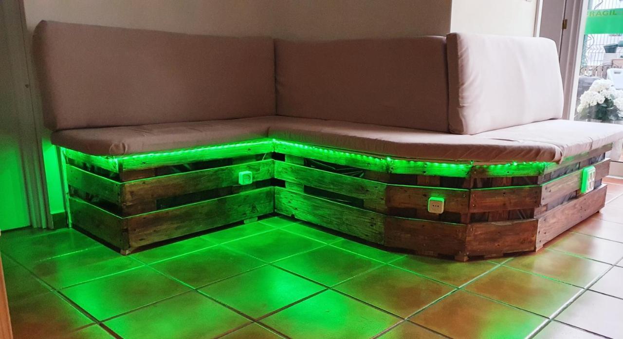 Bruma Hostel Ponta Delgada Eksteriør bilde